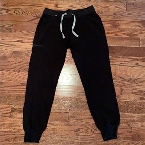 Women’s size small Zamora 2.0 jogger scrub pants